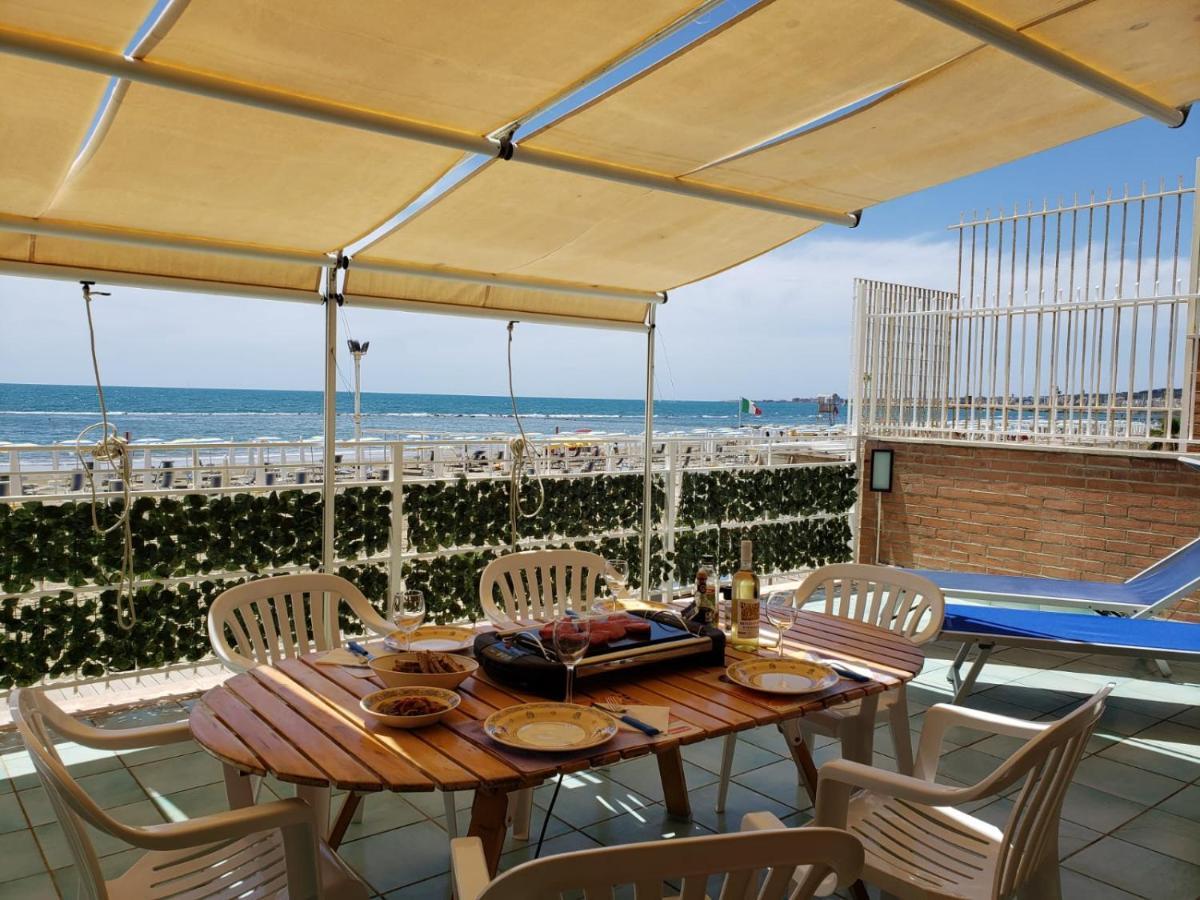 Incantevole Casa Sul Mare Vicino A Roma Nettuno Exteriér fotografie