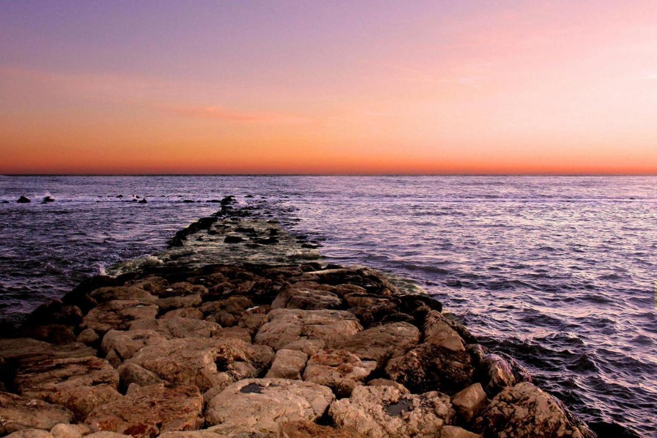 Incantevole Casa Sul Mare Vicino A Roma Nettuno Exteriér fotografie