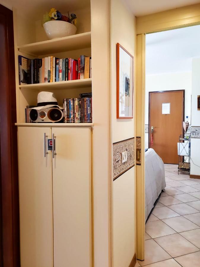 Incantevole Casa Sul Mare Vicino A Roma Nettuno Exteriér fotografie