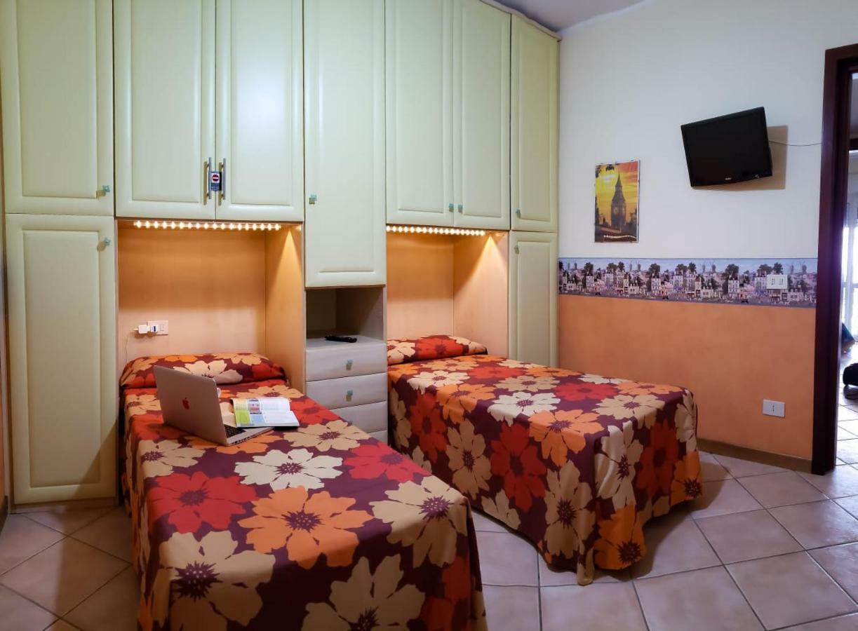 Incantevole Casa Sul Mare Vicino A Roma Nettuno Exteriér fotografie